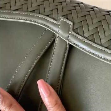 What’s In My Bag - J’Adore My New (To Me) DIOR Saddle Bag👜💚 #shorts #motivation #handbags