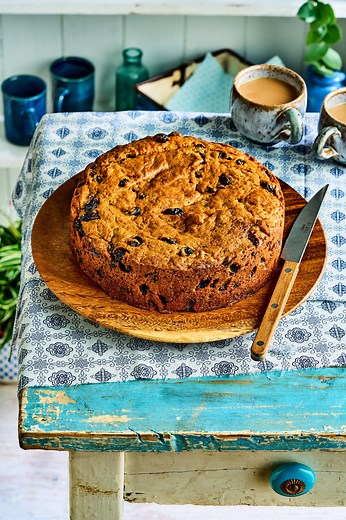 Speedy light fruit cake recipe- no fruit soaking required