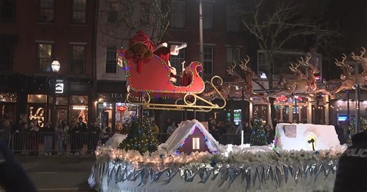 Everyone is in the festive spirit at the 2023 Philadelphia Holiday Parade