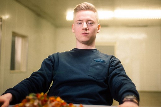 Stream It Or Skip It: ‘Shiny_Flakes: The Teenage Drug Lord’ On Netflix, A Documentary About The German Teen Who Built A Drug Empire From His Childhood Bedroom