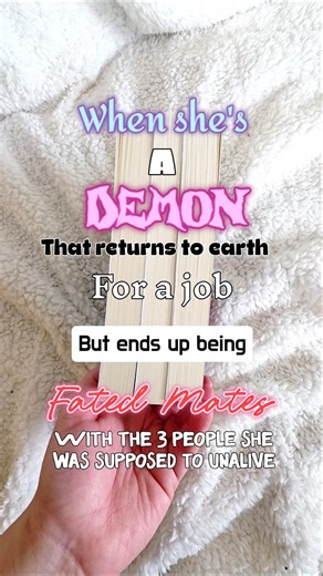 A Dark Why Choose Romantasy Series 🐦‍⬛ #bookseries #bookrecommendations #fatedmates #booktok #tbr