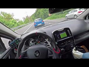 clio 4 RS vs Mitsubishi Lancer EVO