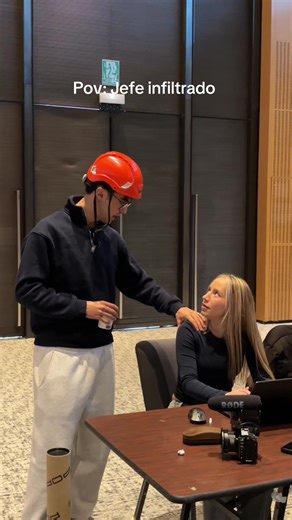 Jefe Infiltrado: Trabajo Eficiente en Acción