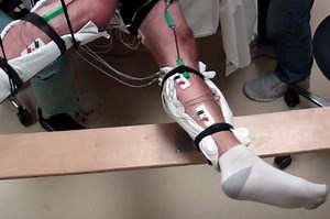 In UCLA study, non-surgical approach helps people with paralysis voluntarily move their legs – a first