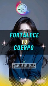 “Solo el 5% conoce estos 5 movimientos con kettlebell… y funcionan increíble” Cinco ejercicios simples con kettlebell que activan abdomen, piernas, brazos y espalda. En pocos minutos al día puedes sentir más energía, fuerza y control en tu cuerpo. Perfectos para entrenar en casa. #fuerzaencasa #rutinakettlebell #movimientosaludable #ActivaTuCuerpo | Yogastudiovip