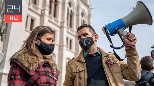 Novák Előd válaszolt arra, hogy testvére szerint ő és Dúró Dóra nem is oltásellenes | 24.hu
