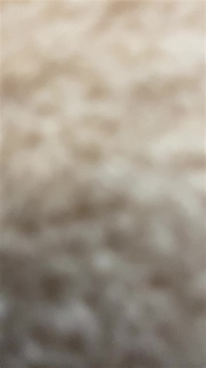 Προσφορά γυναικεία τσάντα με γούνινη υφή , τελευταία κομμάτια από 35,90€ μόνο στα 25€ !!! @jeorgina_arvaniti-petraki