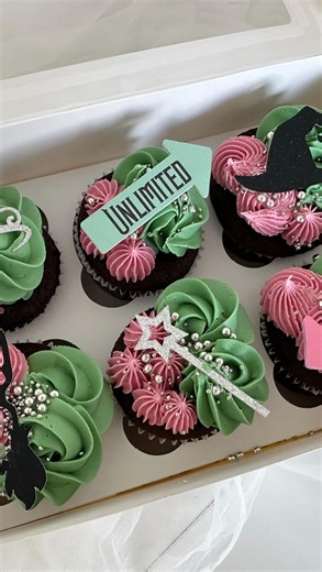 Cupcake Swirls 🍥 Piping Nozzles used: 1M & 4B #eatsntreats #shropshire #cakesofinstagram #smallbusiness #buttercream #trendingreels #buttercreamcake #pipingcupcakes #buttercreamcupcakes #fyp #birthdaycake #wickedtheme | Eats N Treats