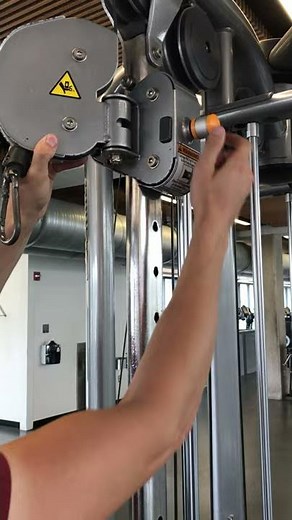 Cable Machine - Adjusting Height