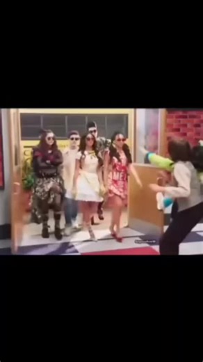 Videos de ♡𝑀𝐼𝒵𝒰♡ (@tomy_zobie_) con “sonido original - ♡𝑀𝐼𝒵𝒰♡”