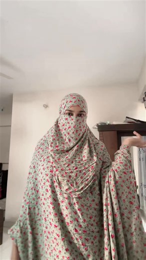 Mimi Hasan on Instagram: "🙃"