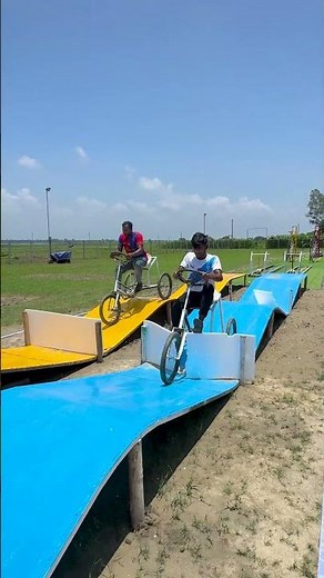 what an intense obstacle course race !