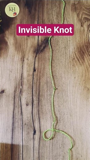 How to join 2 yarns with an Invisible Knot | #crochet #crochettutorial #easycrochet #yarn #yarnlove