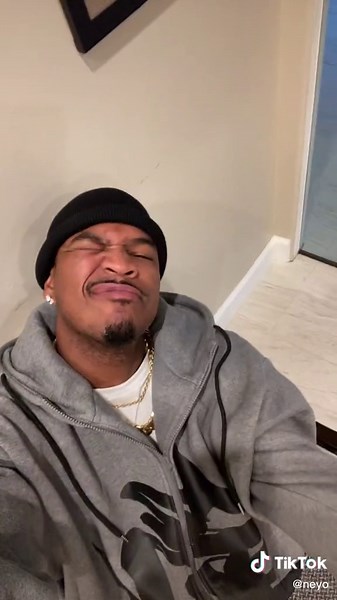 Ne-Yo's 'She Knows': Dance Moves and Music Vibes