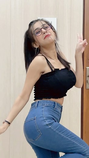 Roonak Sachdeva (Sneha) | Nobody is Perfect 🌈❤️ 🥰#trendingnow . . . #snehasachdeva26 #snehafans . . #reels #reelkarofeelkaro #reelsindia #remix #remixonreels... | Instagram