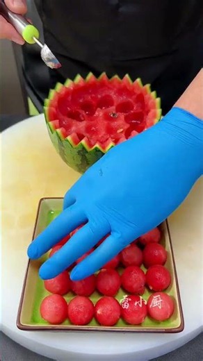 Mini watermelon fruit platter,simple and beautiful tomake #EatWith#FoodieFeast #WatermelonCreativity