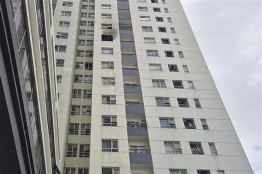 CLIP: Cháy chung cư Dream Home Palace ở TP HCM