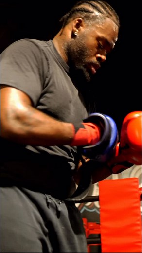 I fight with heart, with rhythm, and with purpose ‘cause before I let go, I give it everything I’ve got in that ring. #boxingworkout #fyp | Tommy Ingram