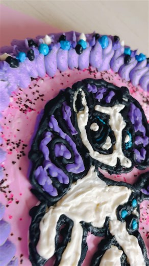 Rarity cheesecake. My store only had Spider-Man cookies.Which look more like Deadpool🤣 #mlp #rarity