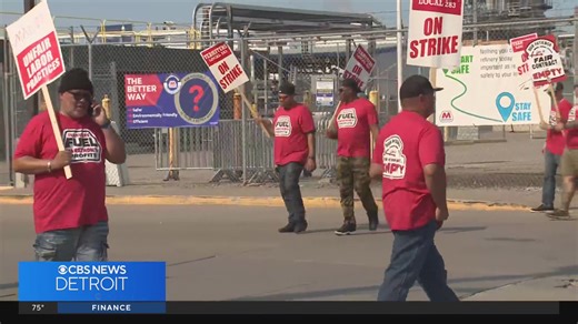 Detroit Marathon refinery union workers go on strike