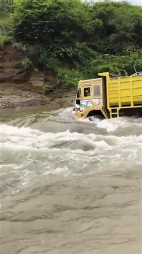 Why Ashok Leyland Trucks Are So Powerful