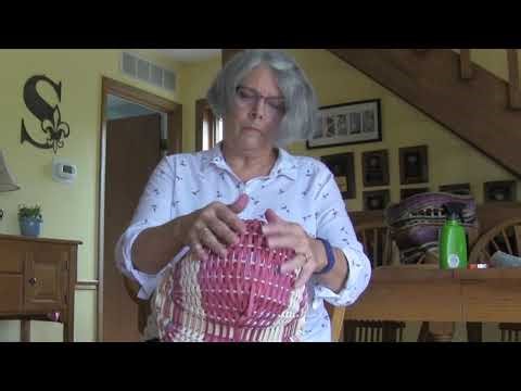 Making a ribbed basket.