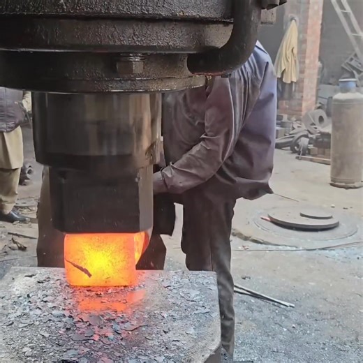 142K views · 840 reactions | Manufacturing process of gear equipment for truck #Manufacturing #making #factory | Rupend Ra | Facebook