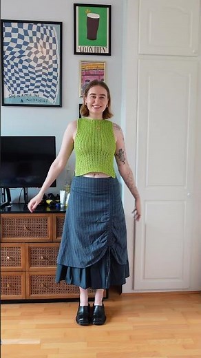 This crochet tank top is super easy to make and comes together v quickly 🙌