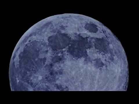 La Luna y Las Estrellas