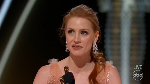 Jessica Chastain accepts The Academy Award for Best Actress for "The Eyes of Tammy Faye" with a nod to anti-LGBTQ legislation sweeping the country. #Oscars gma.abc/36UKhP3 | Good Morning America