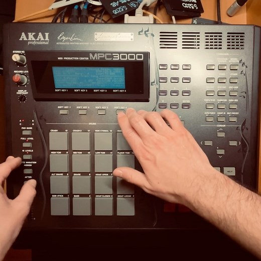 1.7K views · 36 reactions | The Akai MPC3000 is such a great machine....