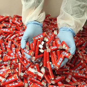 3.7M views · 2.5K reactions | This is how the iconic candy PEZ is made. | Insider Dessert | Facebook