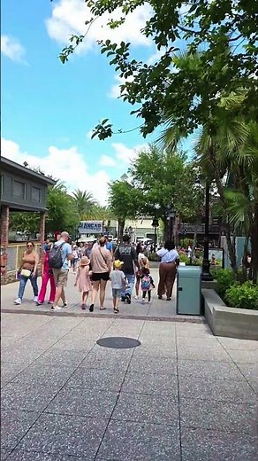 A Relaxing Walk Through Disney Springs ☀️🚶