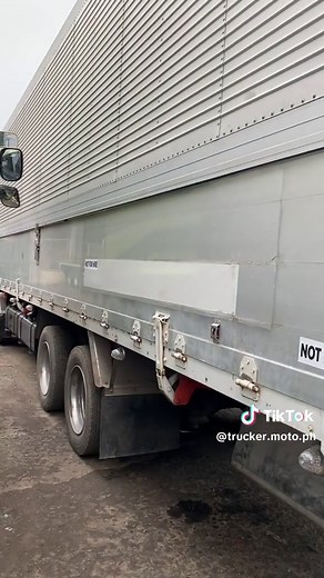 Sulit ba ang Isuzu Giga 12 Wheeler Wing Van?