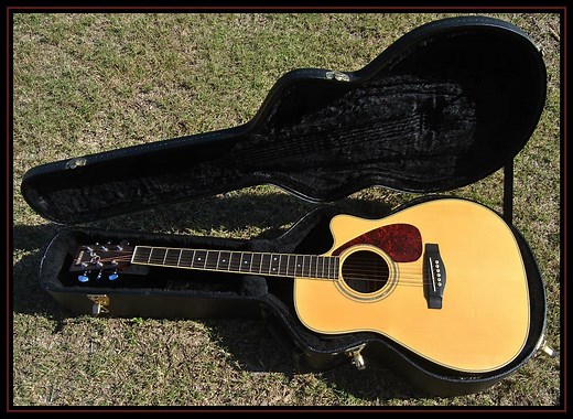 Yamaha FGX700SC Acoustic-Electric Guitar Review