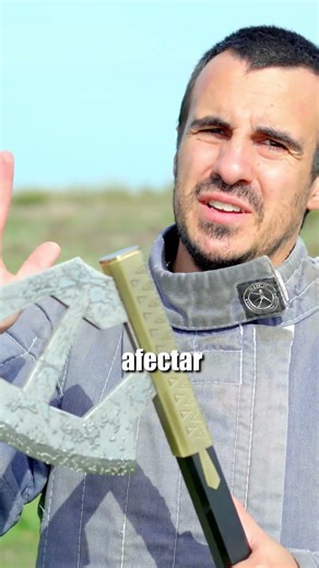 ¿Es REALISTA el HACHA de GIMLI?