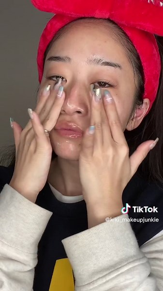 モーニングスキンケアルーティンのすすめ