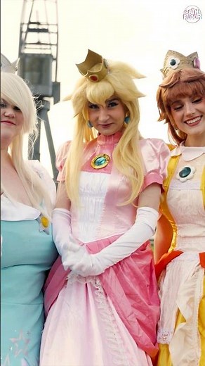 👀 PICK YOUR FAVOURITE MARIO PRINCESS 💖 Princess Peach, Daisy & Rosalina Cosplay #shorts