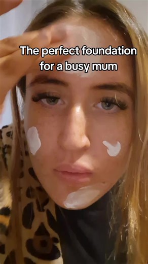 Opened the curtains so you could see it in the natural light ❤️ Im so impressed by it