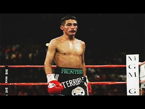 Erik Morales vs Junior Jones - Highlights (Morales KNOCKS OUT Jones)