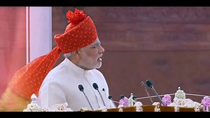 #ISupportSkillIndia: Chalo Kaam Karein Song