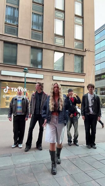 MMM Dance Tutorial with Pilvet - Learn the Moves