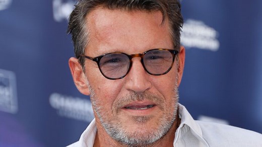 Benjamin Castaldi évoque l'alcoolisme de sa grand-mère Simone Signoret