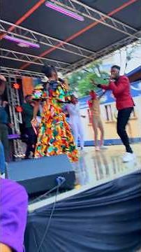 Performing Yale Baba Umenifanyia Live In Nairobi CBD | Wapendwa Muziki #wapendwamuziki