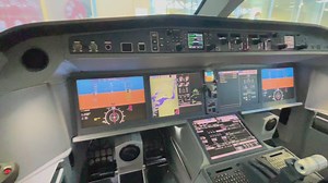 5.6K views · 575 reactions | ✈ Cockpit A220... Quem gostaria de pilotar um desses? [Cockpit A220...Who would like to pilot it?] . . . . . #Avioesemusicas #a220 #aircraft #cockpit #airbus #aviationgeek #control #aviação #airplane | Aviões e Músicas - Lito Sousa | Facebook