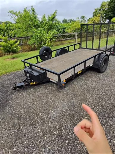 Rent this 6x12 utility trailer ✅ Choose from a wide selection of trailers, including: ✔️ Car Haulers ✔️ Deckover ✔️ Flatbed ✔️ Utility ✔️ Enclosed Trailers 🔹 Sizes and Weight Capacities to suit your needs. 🔹 Affordable Rates starting at just $75/day. 🔹 Convenient Pick-Up & Drop-Off in Davie – available 24/7. We’re proud to have 175 5-star reviews on Google—our customers trust us for quality and convenience! Rental Requirements: 1️⃣ Valid driver’s license 2️⃣ Truck/SUV with a hitch equipped wi