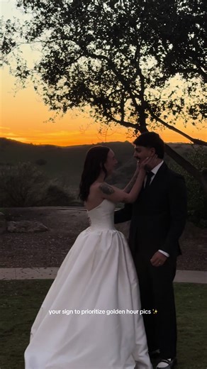 Pro tip from a wedding planner: Build your wedding timeline around golden hour for photos like these ✨ Can’t wait to see how these pictures turn out!