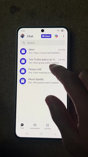 How to add chats to favorites in Microsoft Teams