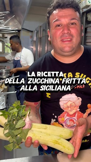 La ricetta originale della pasta con zucchine fritte alla siciliana Siamo qui👇🏻 📍Sede storica - Via Emerico Amari, 104 - Palermo #ricette #tradizione #cucinatipica #osteria | Osteria Lo Bianco - Via E. Amari 104