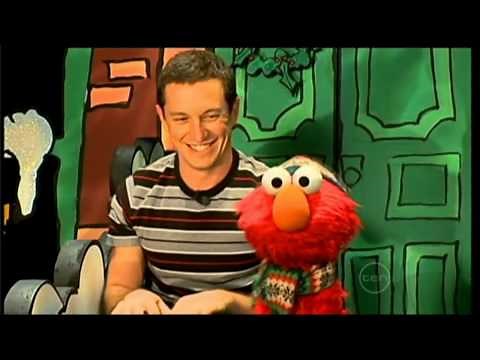 Rove visits Elmo on the set of Sesame Street, New York (2007)